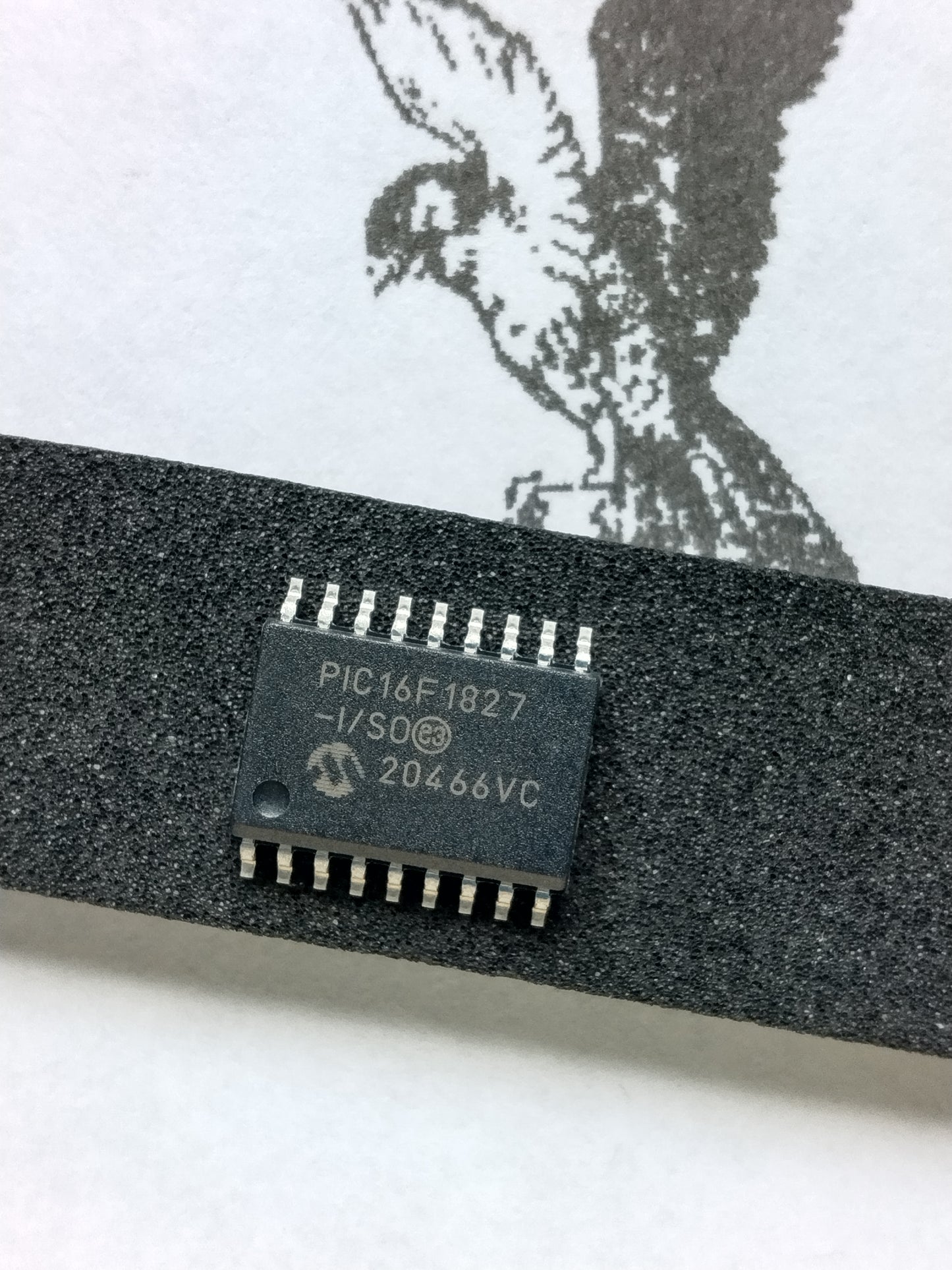 PIC16F1827-I/SO