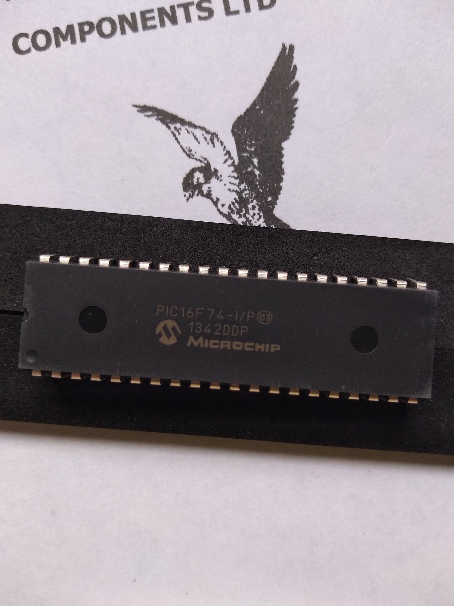 PIC16F74-I/P