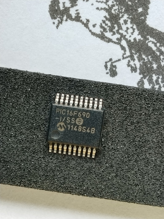 PIC16F690-I/SS