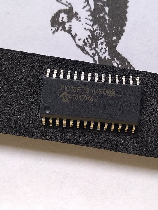 PIC16F73-ISO